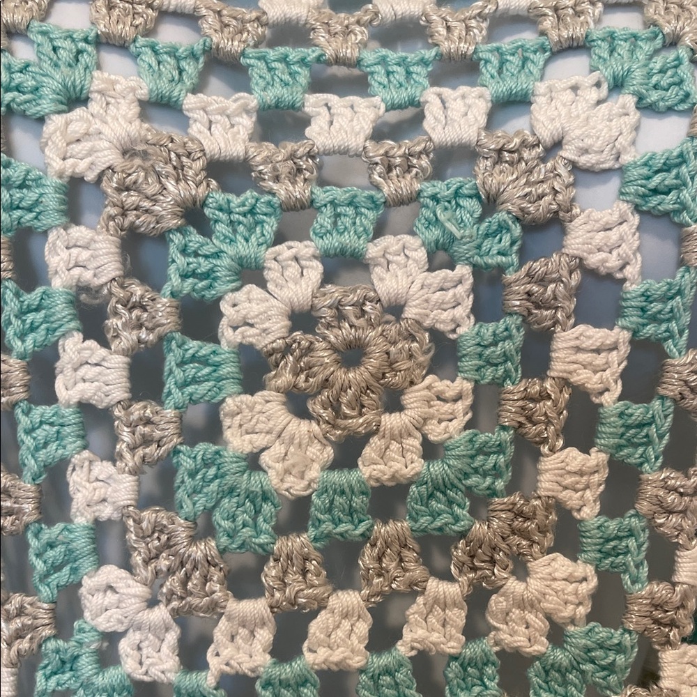 Crochet Square Pattern Top - Picture 3 of 5